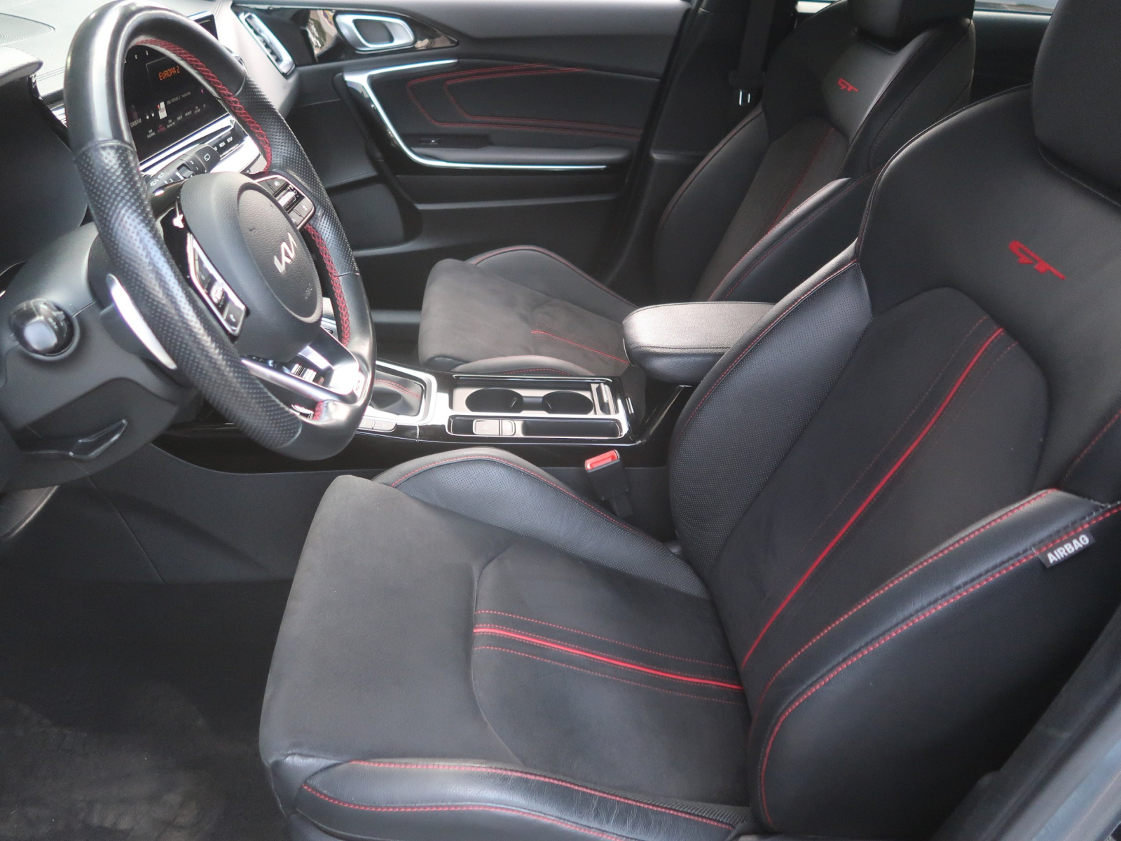 Kia ProCeed - 2023