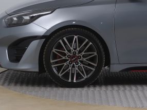 Kia ProCeed - 2023