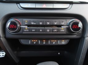 Kia ProCeed - 2023