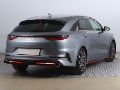 Kia ProCeed - 2023