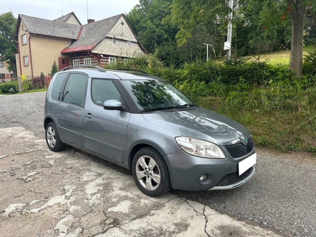 Škoda Roomster 2011