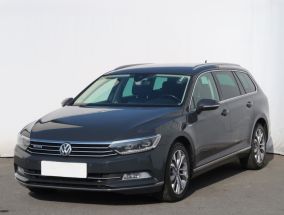 Volkswagen Passat - 2015