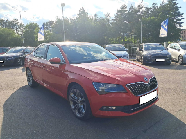 Škoda Superb 2016