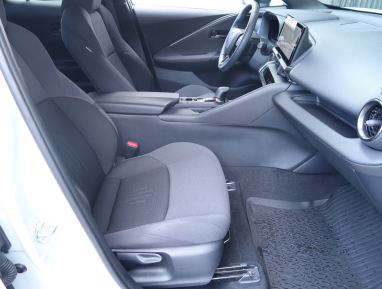 Toyota C-HR - 2025