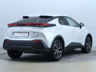Toyota C-HR - 2025