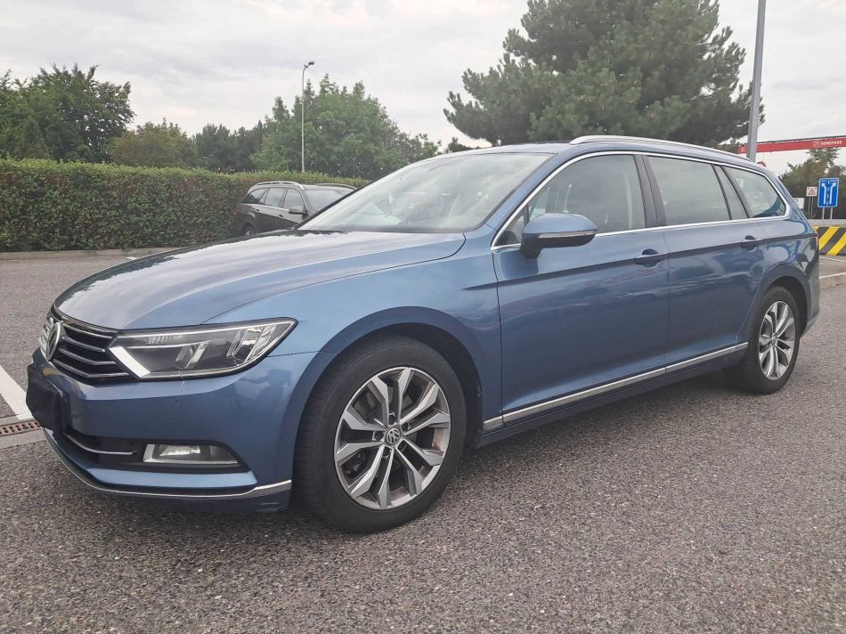 Volkswagen Passat - 2015