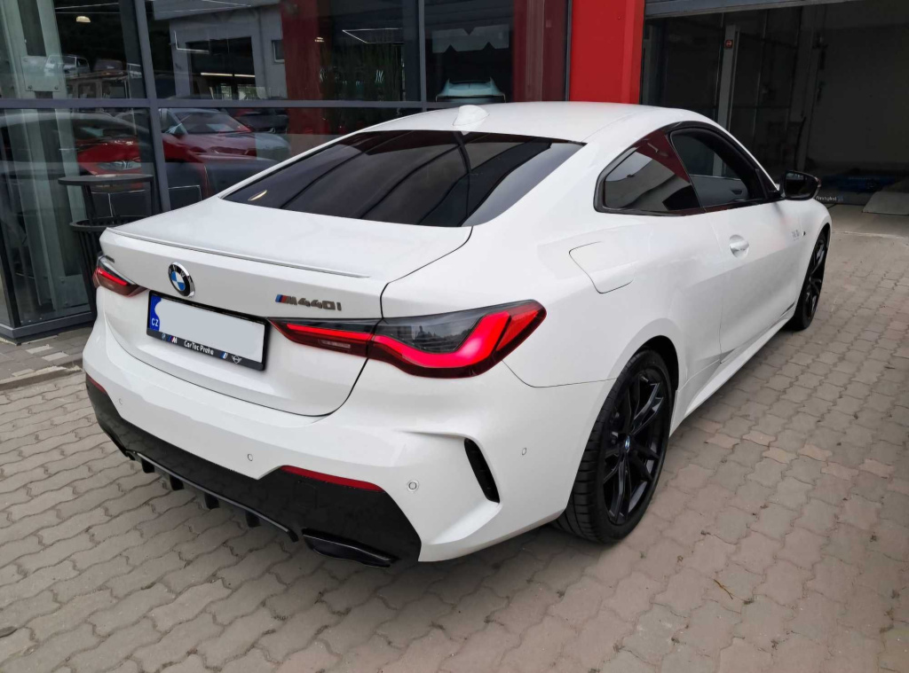 BMW 4