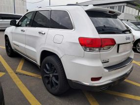 Jeep Grand Cherokee - 2016