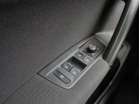 Volkswagen Tiguan - 2018