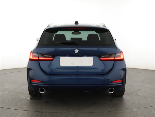 BMW 3