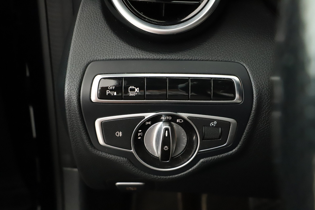 Mercedes-Benz C