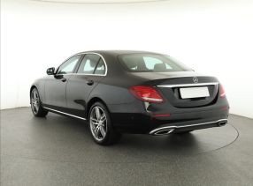 Mercedes-Benz E - 2016