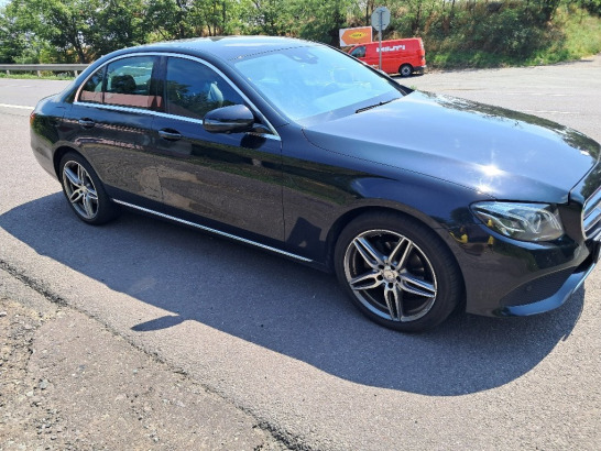 Mercedes-Benz E