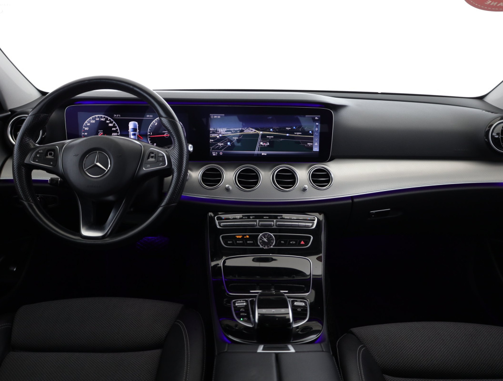 Mercedes-Benz E