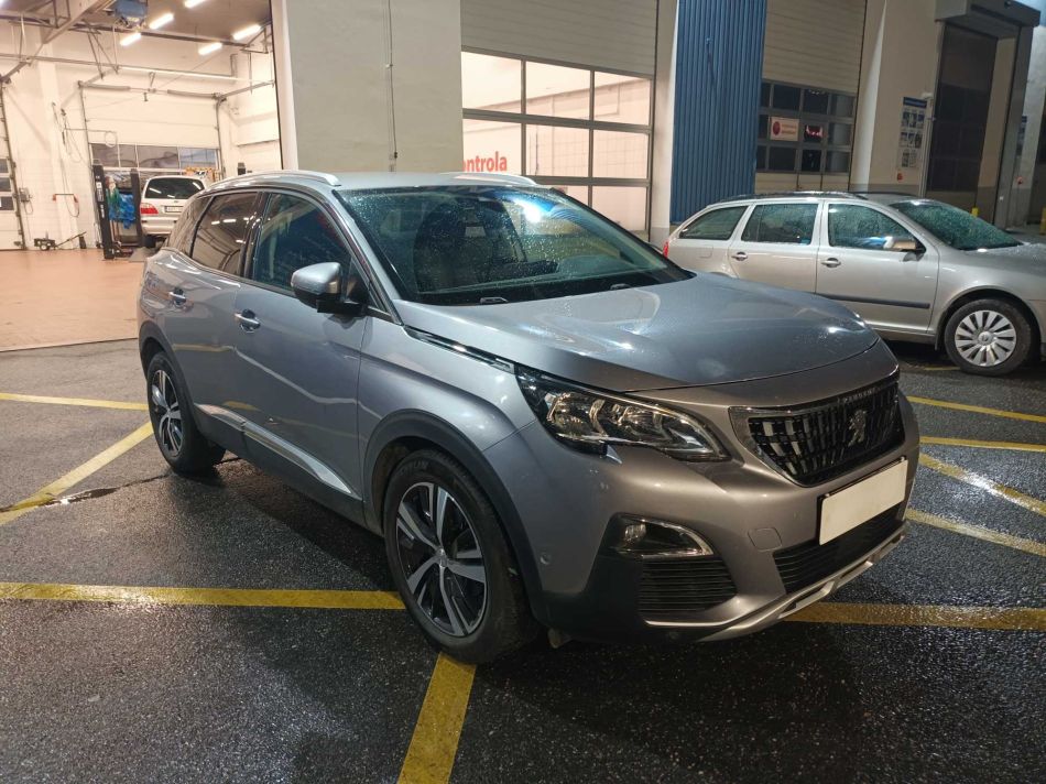 Peugeot 3008 - 2017