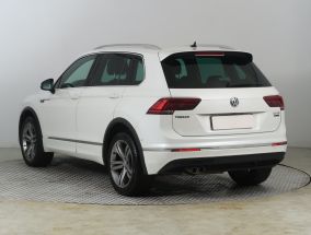 Volkswagen Tiguan - 2017