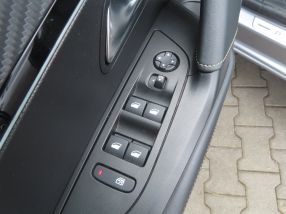 Peugeot e-2008 - 2021
