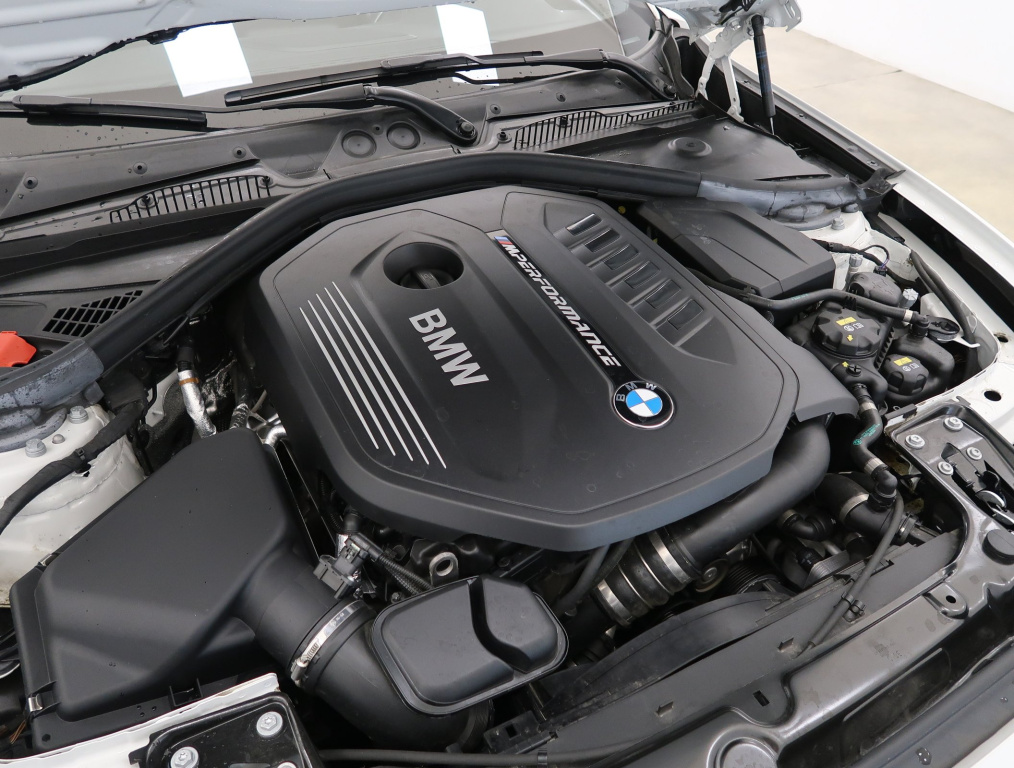 BMW 2