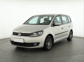 Volkswagen Touran - 2011
