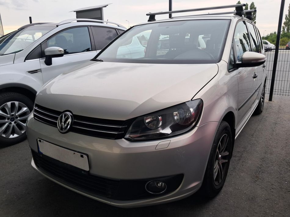 Volkswagen Touran - 2011