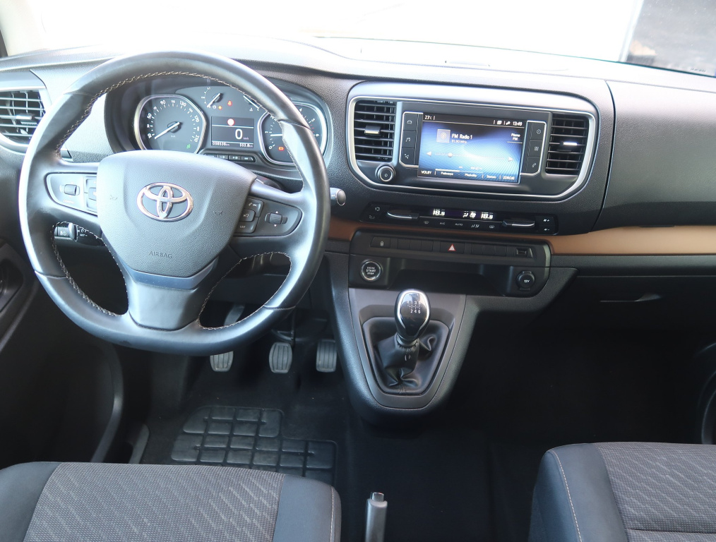 Toyota Proace Verso