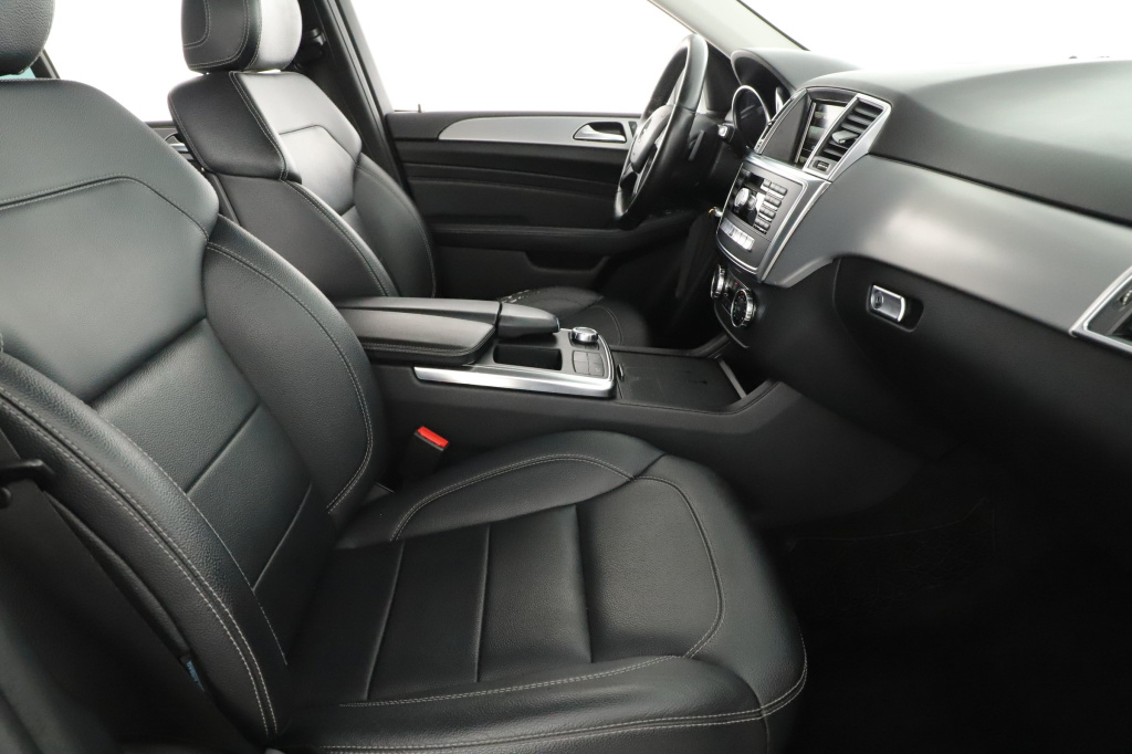 Mercedes-Benz ML