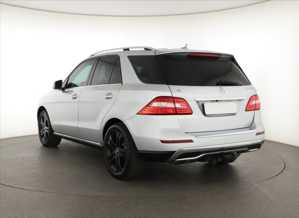 Mercedes-Benz ML