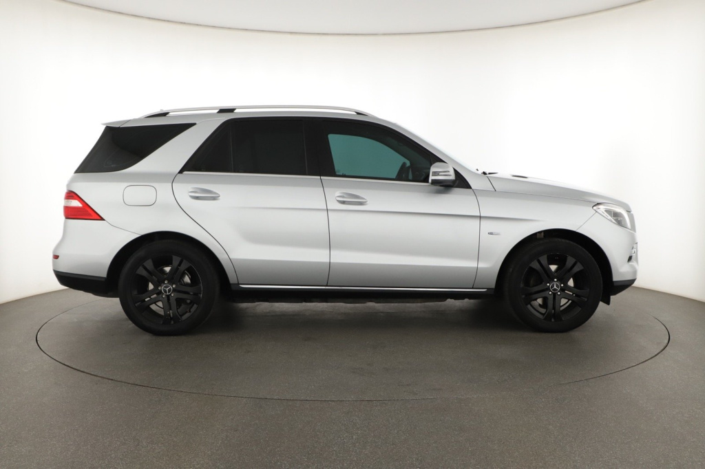 Mercedes-Benz ML