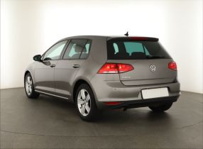 Volkswagen Golf - 2014