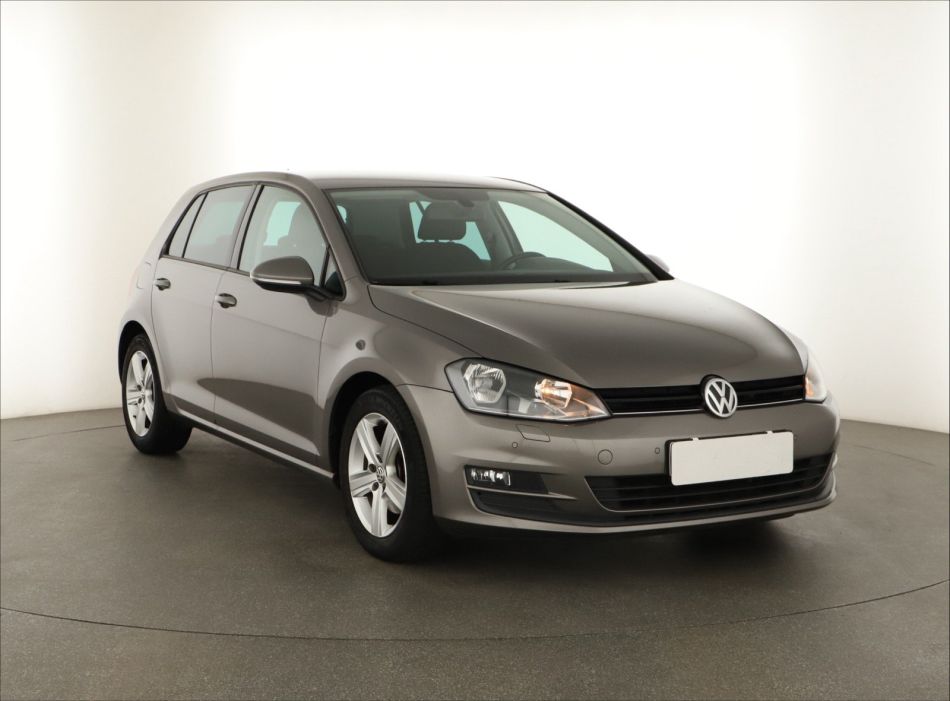 Volkswagen Golf - 2014