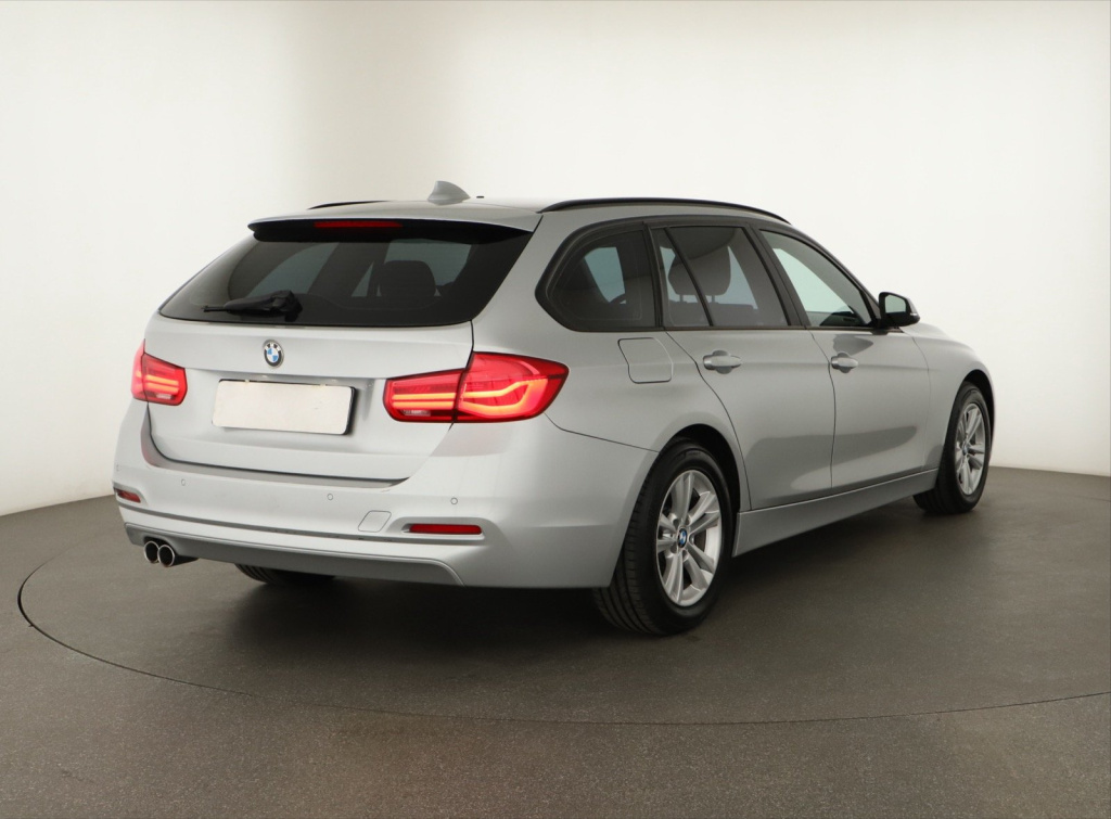 BMW 3
