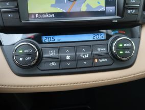 Toyota RAV 4 - 2017