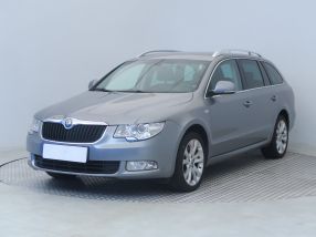 Skoda Superb - 2012
