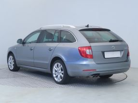 Skoda Superb - 2012
