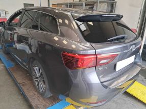 Toyota Avensis - 2015