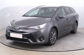 Toyota Avensis - 2015