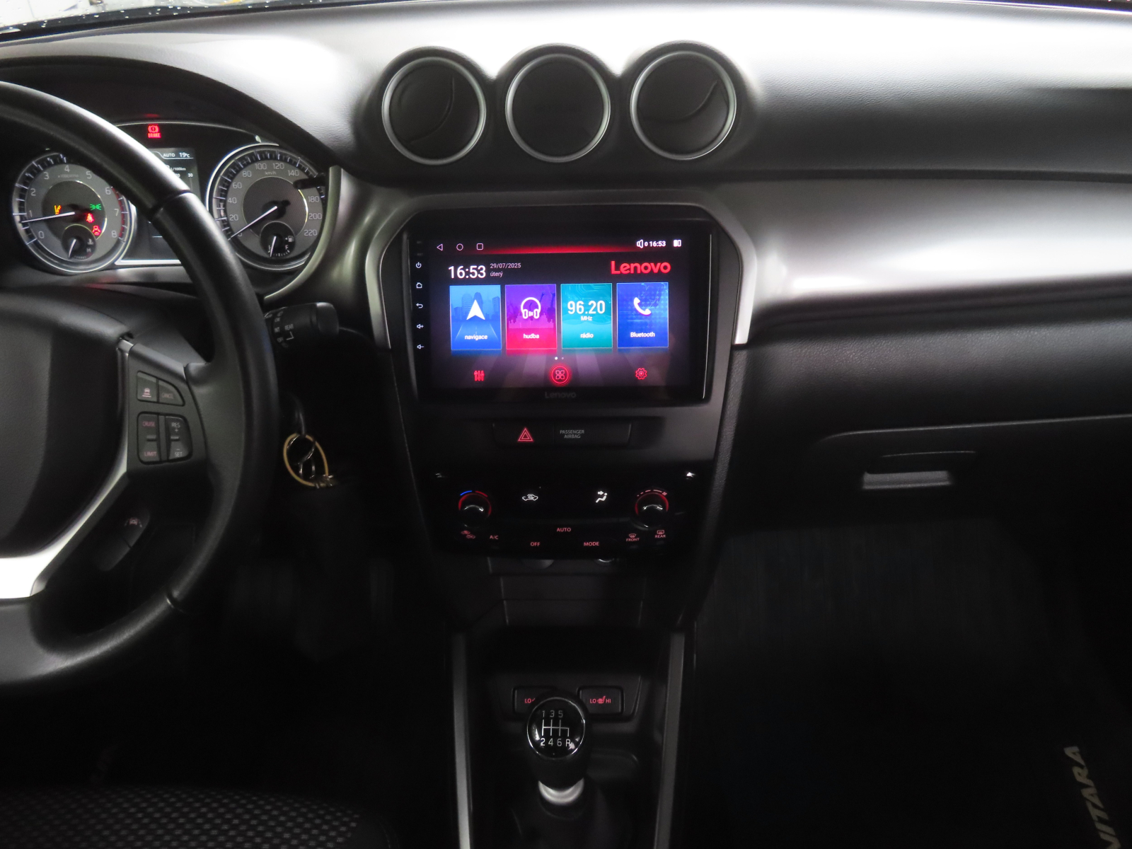 Suzuki Vitara - 2022