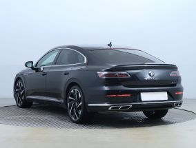 Volkswagen Arteon - 2021