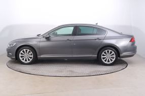 Volkswagen Passat - 2017