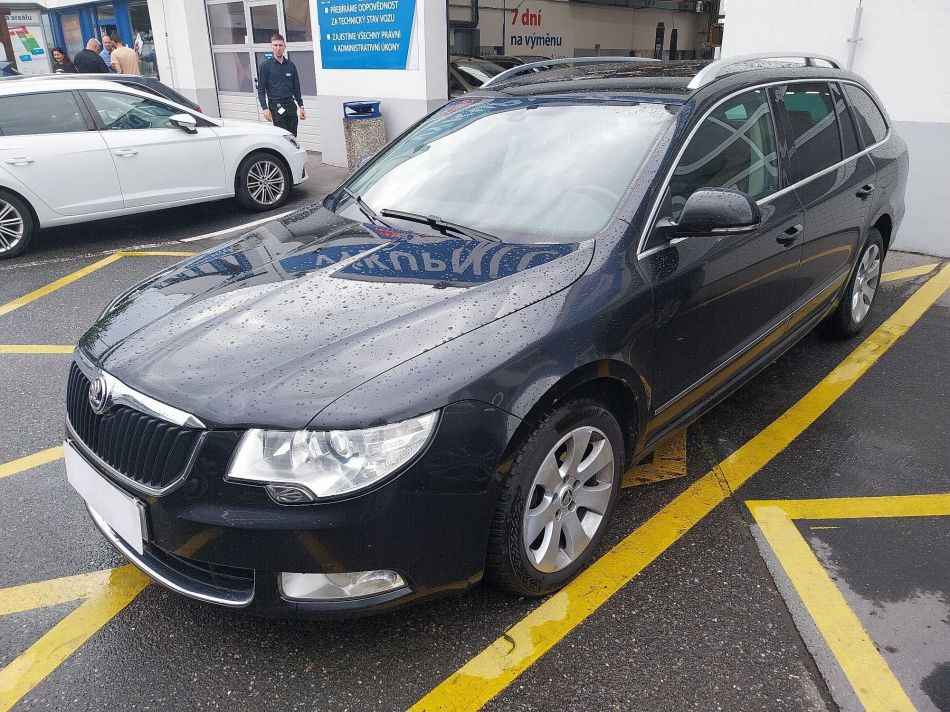 Skoda Superb - 2010