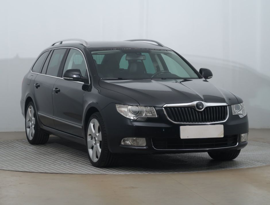 Skoda Superb - 2011