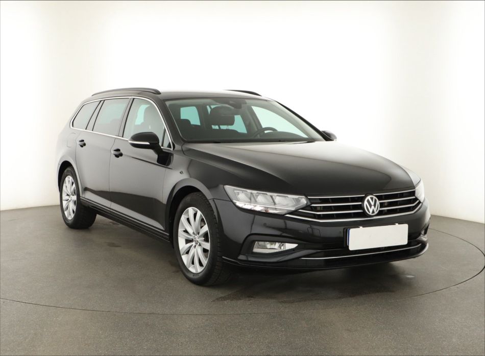 Volkswagen Passat - 2020