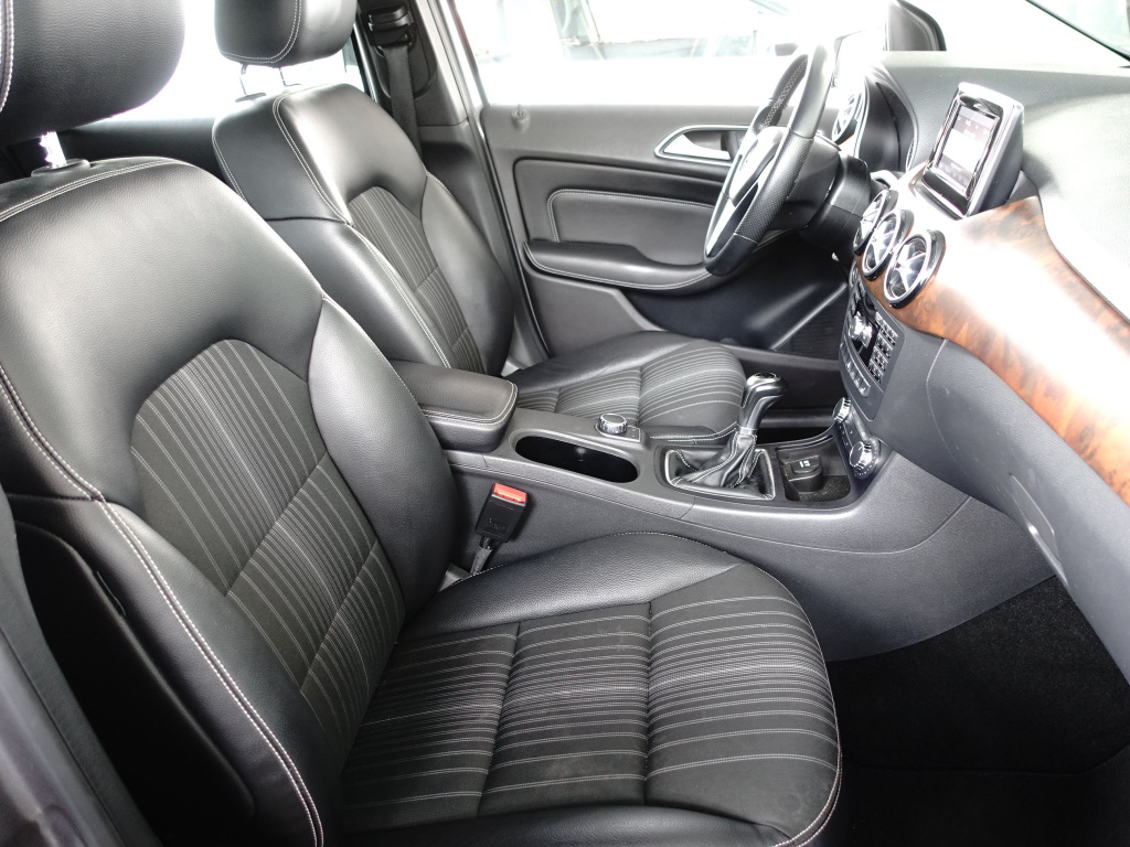 Mercedes-Benz B