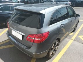 Mercedes-Benz B - 2013