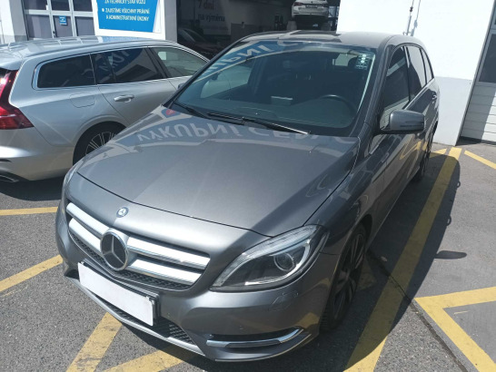 Mercedes-Benz B