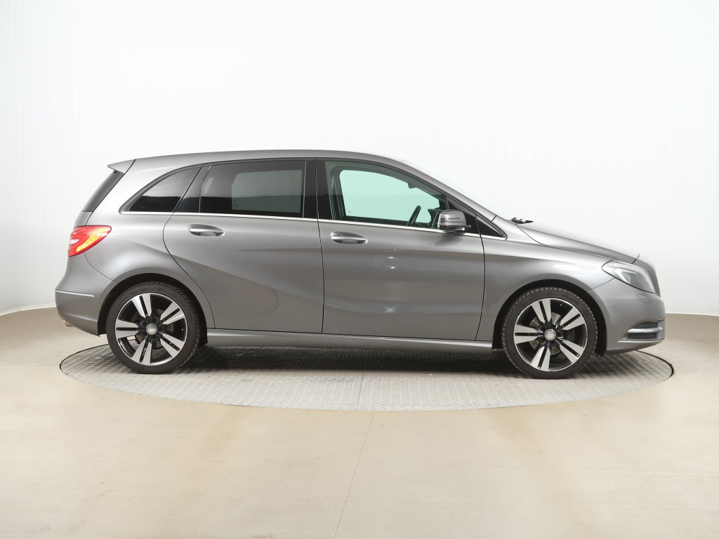 Mercedes-Benz B