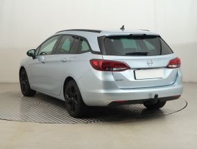 Opel Astra - 2020