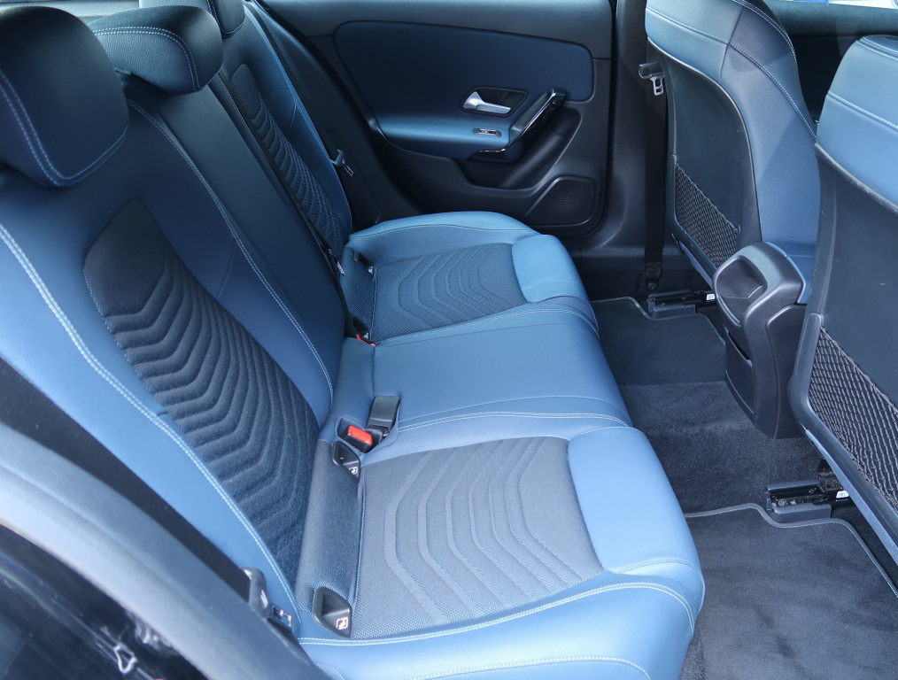 Mercedes-Benz A