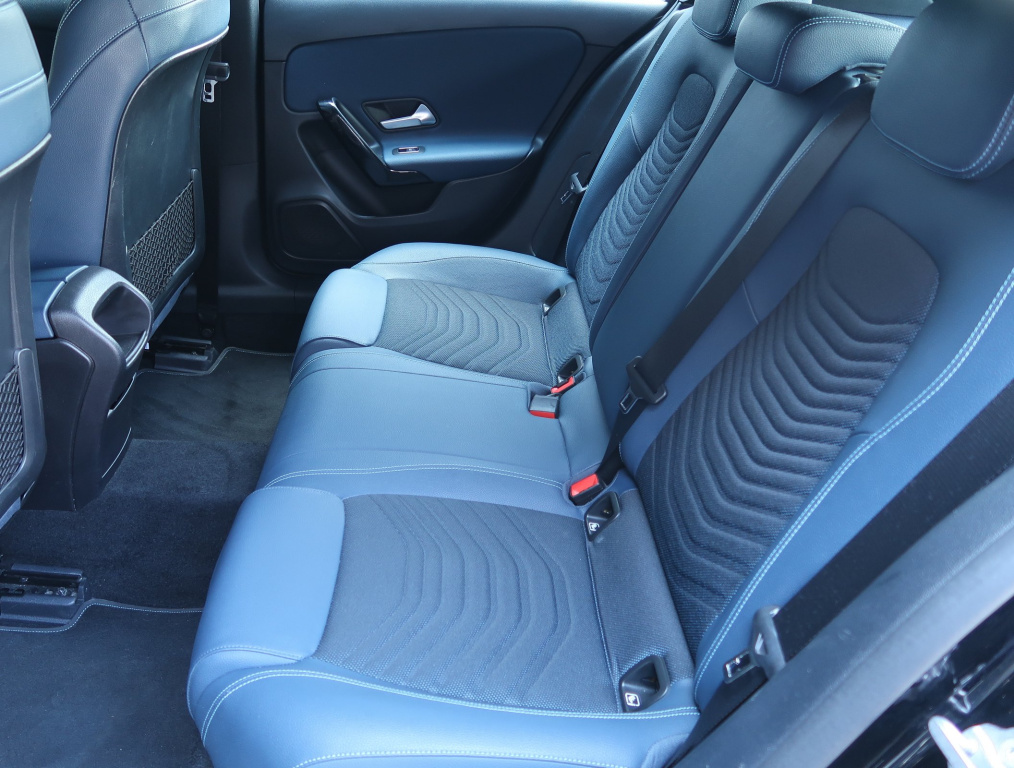 Mercedes-Benz A