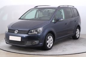 Volkswagen Touran - 2011